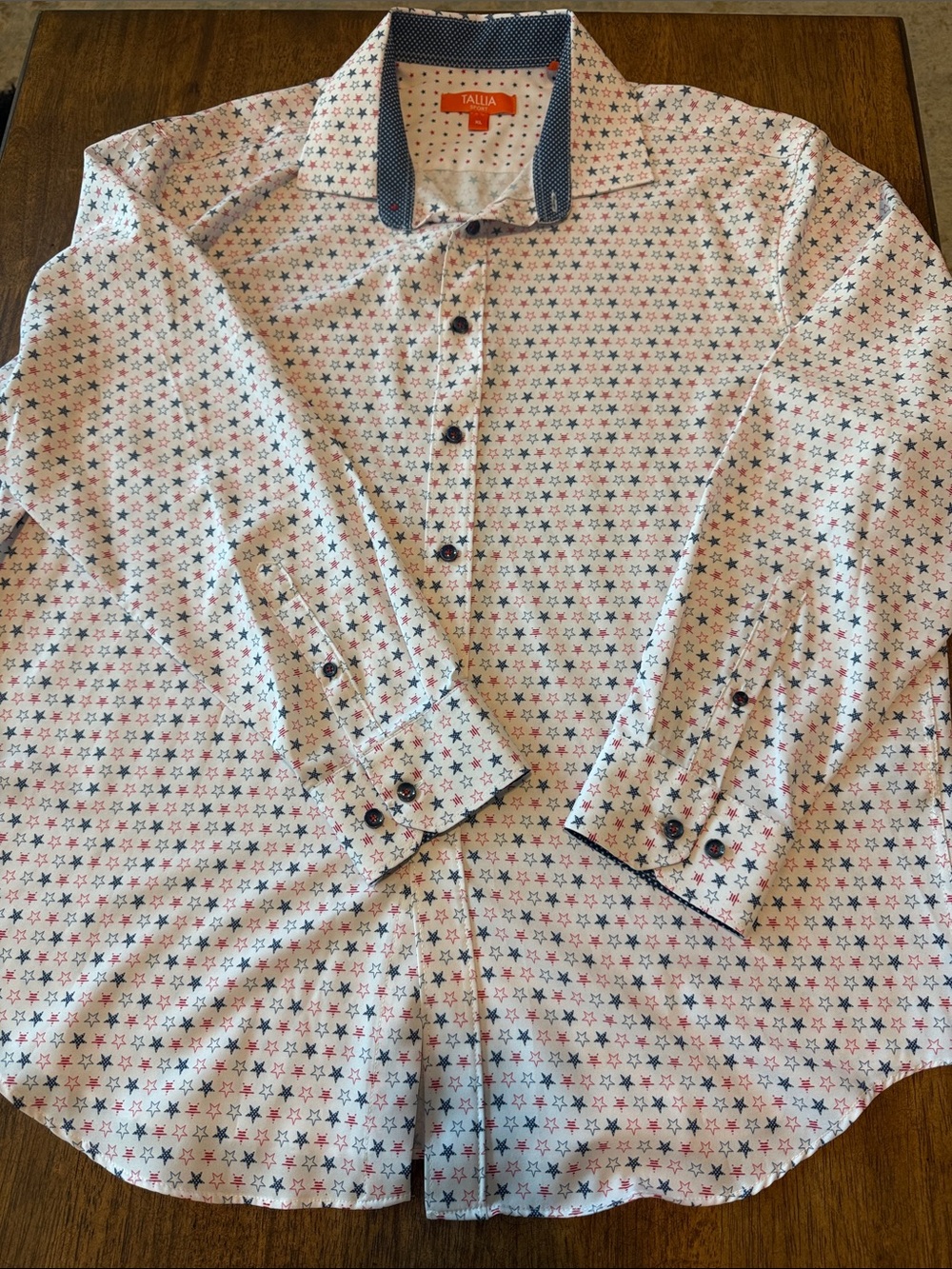 Men’s Red White and Blue Shirt Size XL